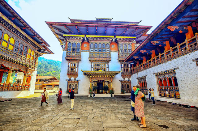 view inside punakha dzong